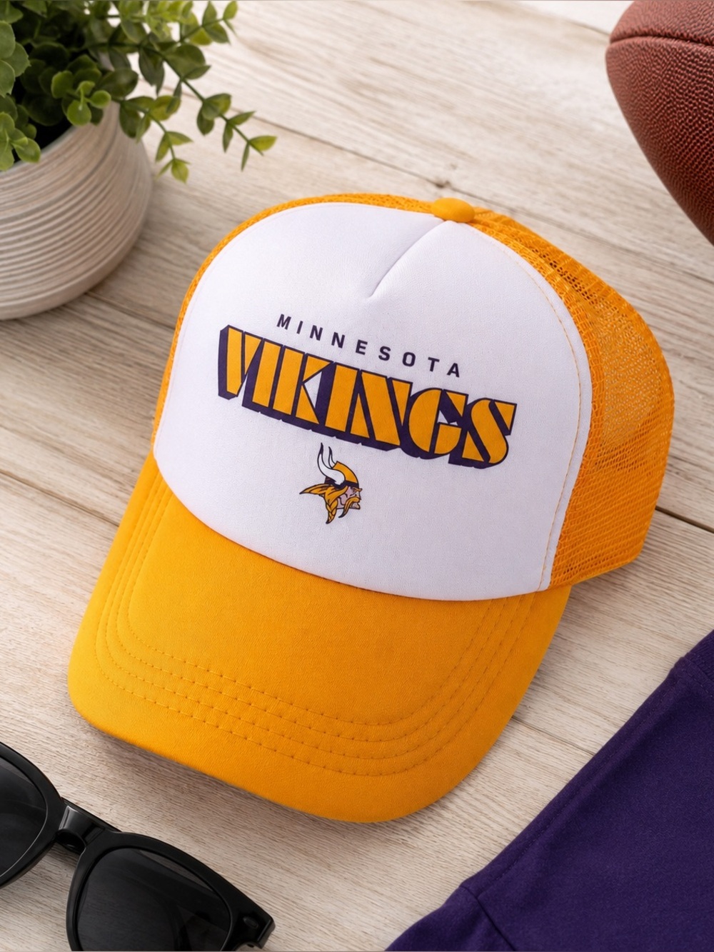 Minnesota Vikings Youth Trucker Hat Adjustable NFL Kids Snapback White Gold